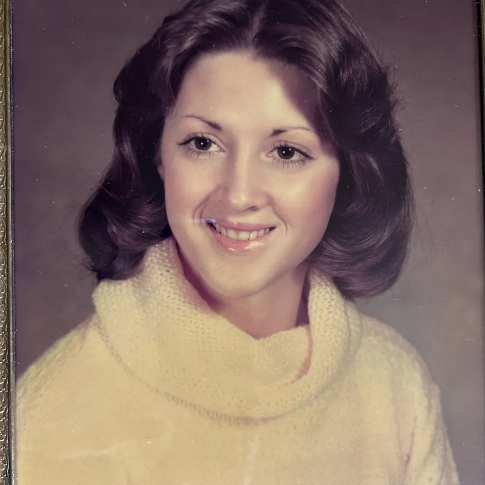 theresita.bsky.social's profile picture