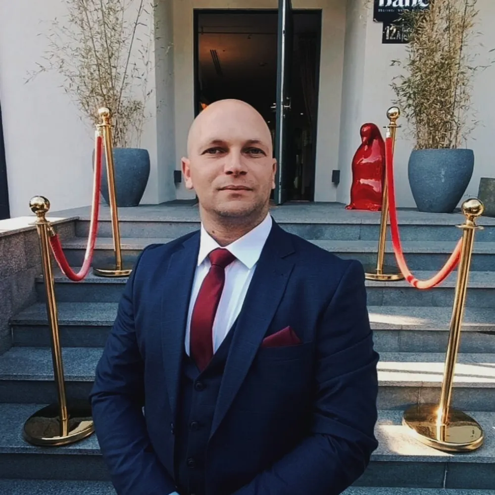 devdzoni.bsky.social's profile picture