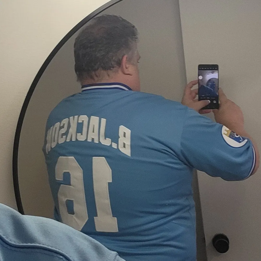 averagegatsby.bsky.social's profile picture