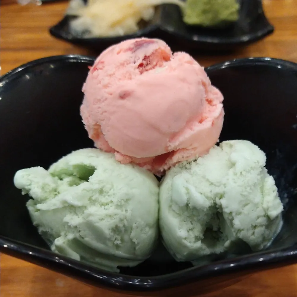 thecatsluckshow.com's profile picture