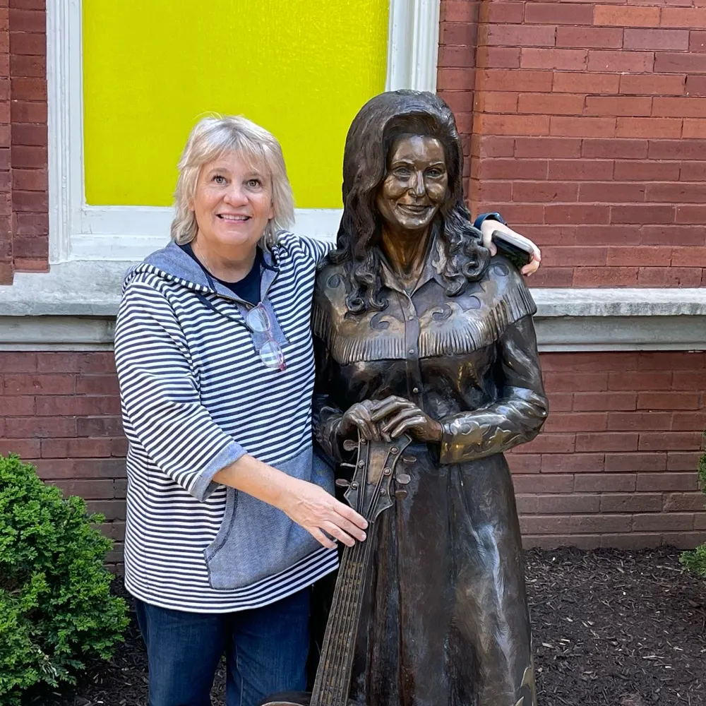 chrissyveeee.bsky.social's profile picture