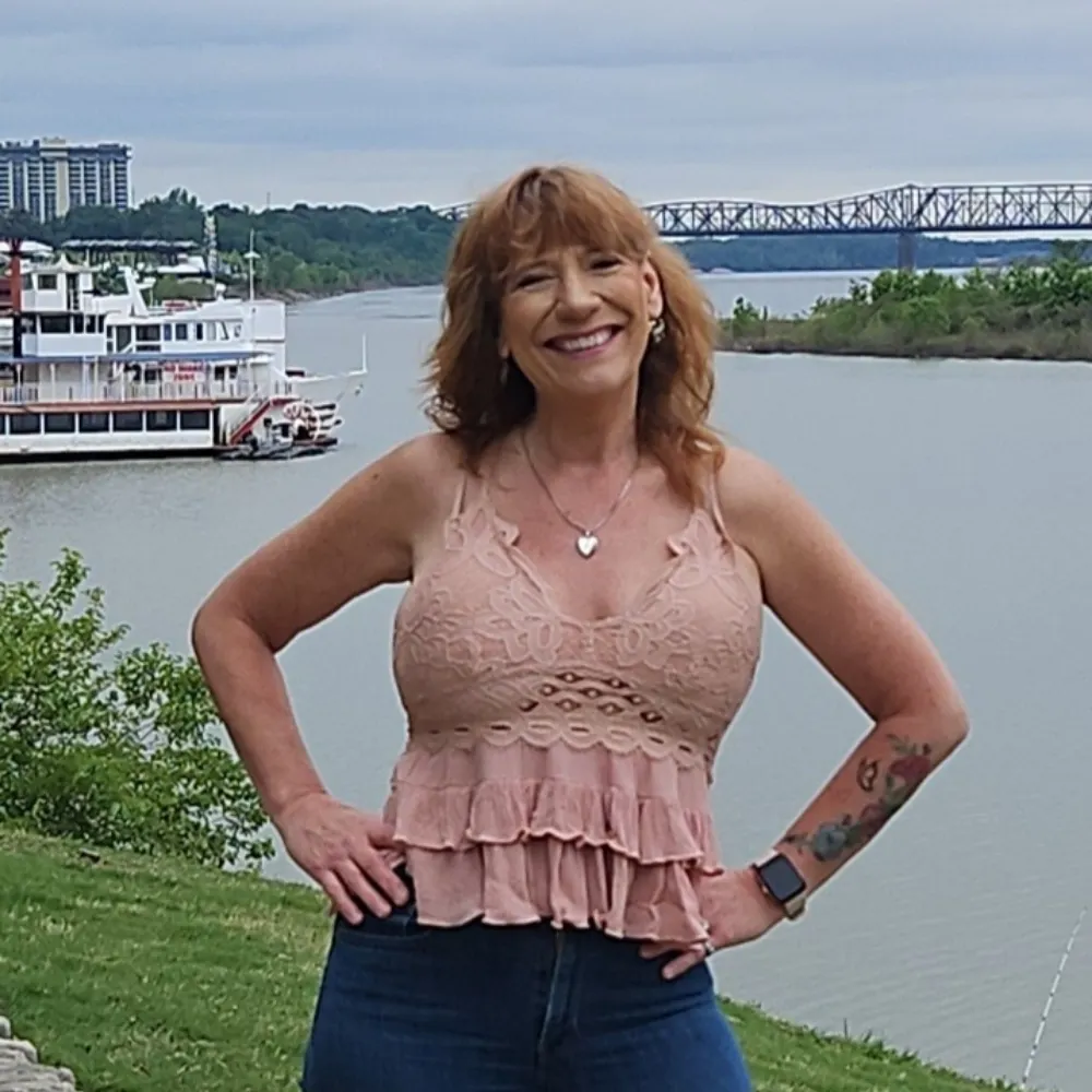 twistedrose64.bsky.social's profile picture