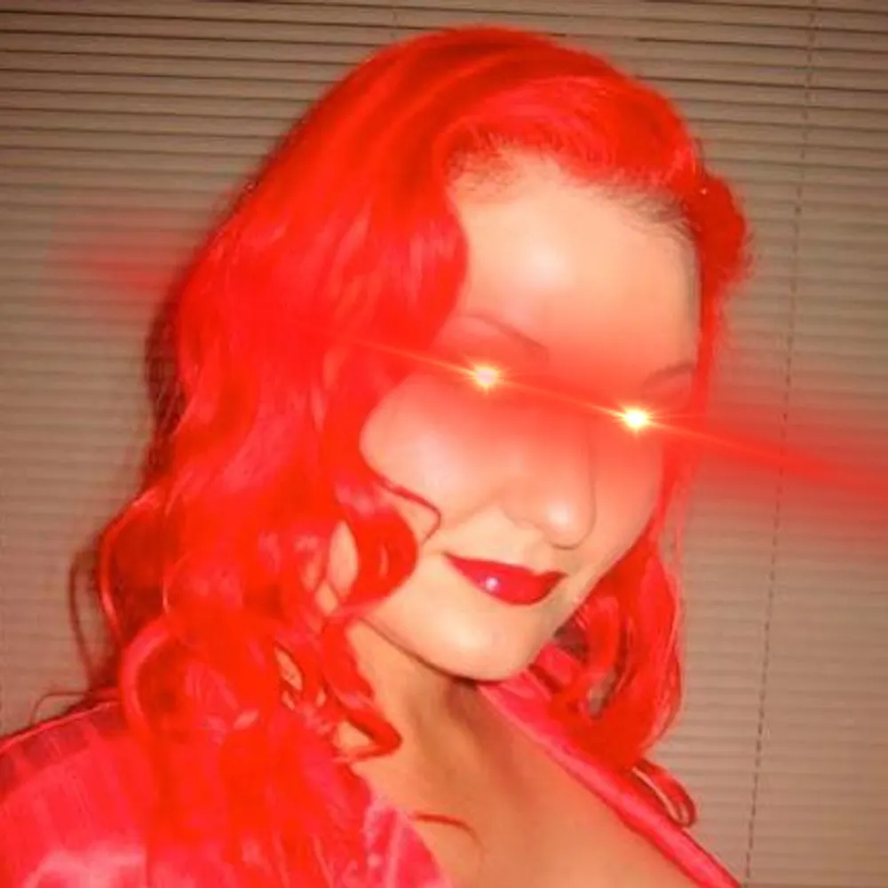 redloribrighteyes.bsky.social's profile picture