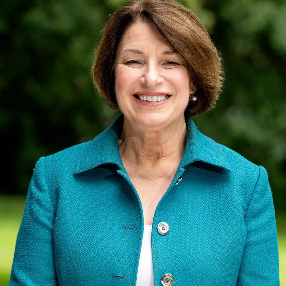 amyklobuchar.com's profile picture