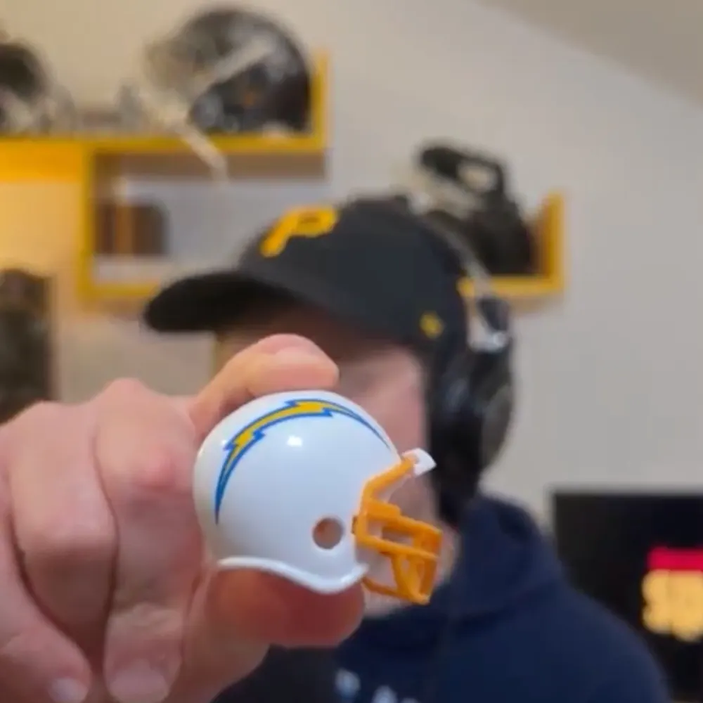 derekadamthomas.com's profile picture