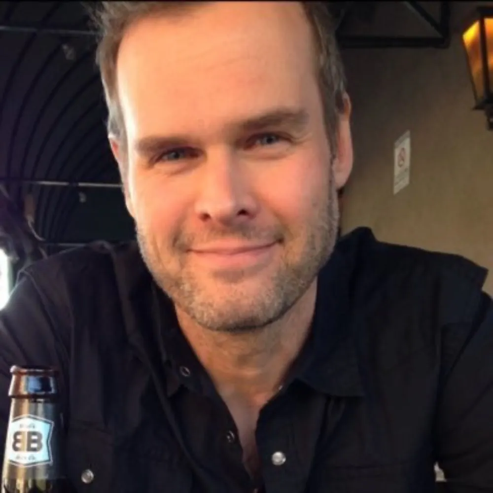 caseymmartin.bsky.social's profile picture