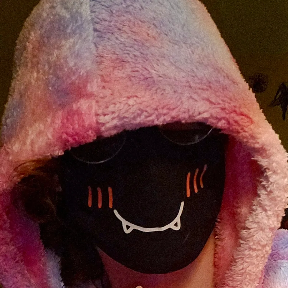 lilquirkylol.bsky.social's profile picture