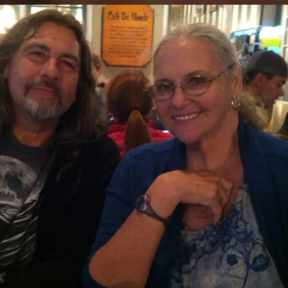 loriganderson.bsky.social's profile picture