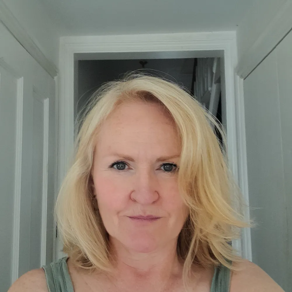 charlottemoroney.bsky.social's profile picture