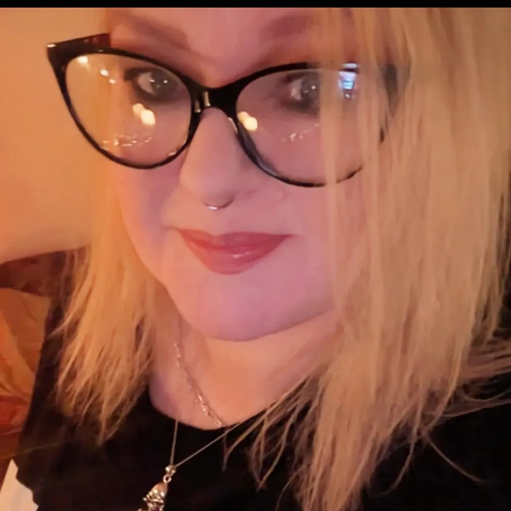 feebee69.bsky.social's profile picture