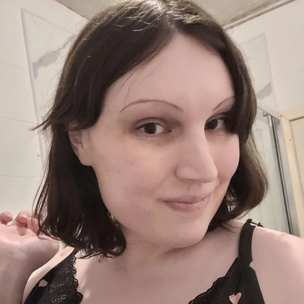 jigglybitch.bsky.social's profile picture