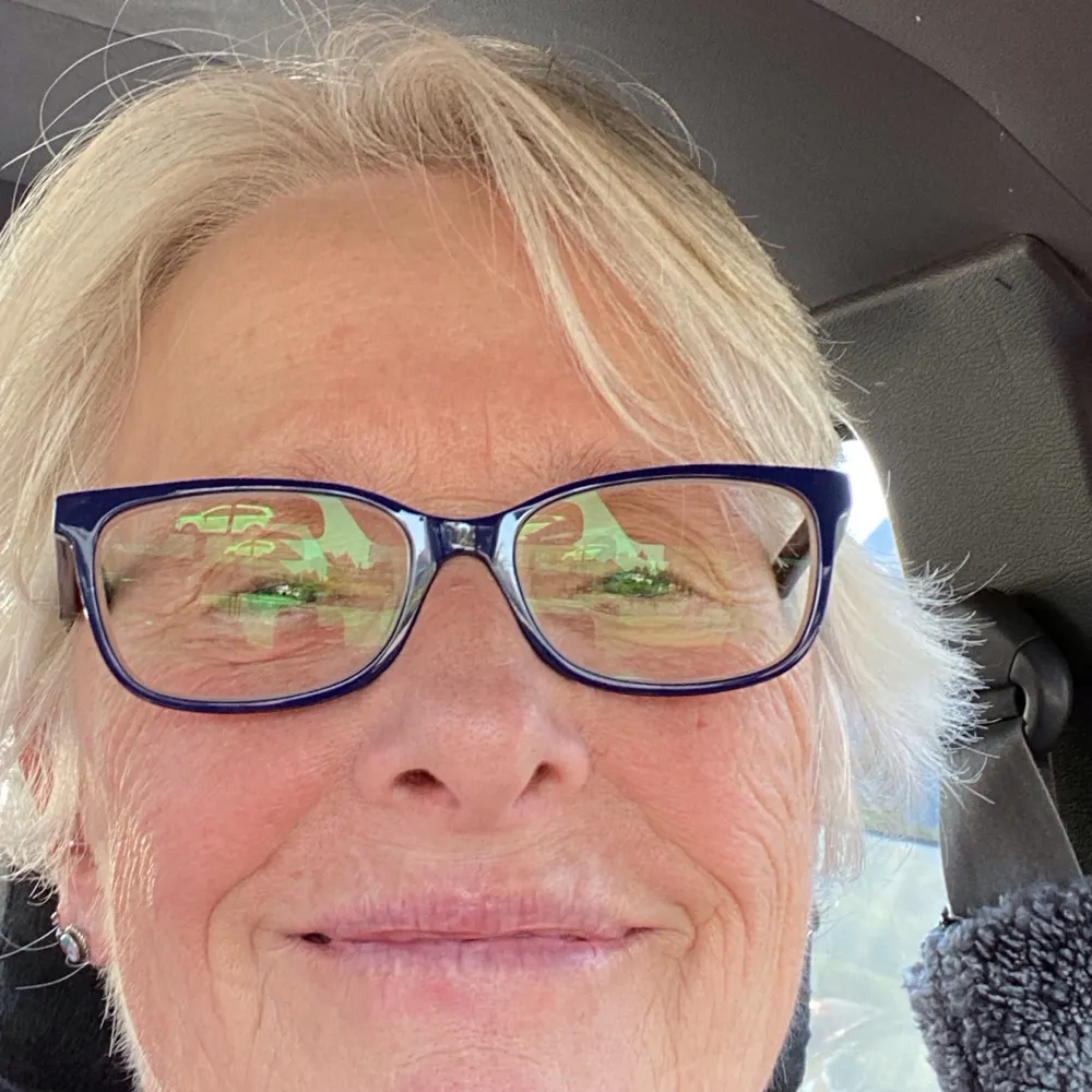 bakesandbooks.bsky.social's profile picture