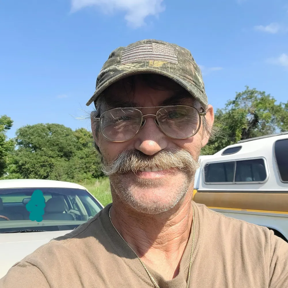 georgeatomic.bsky.social's profile picture