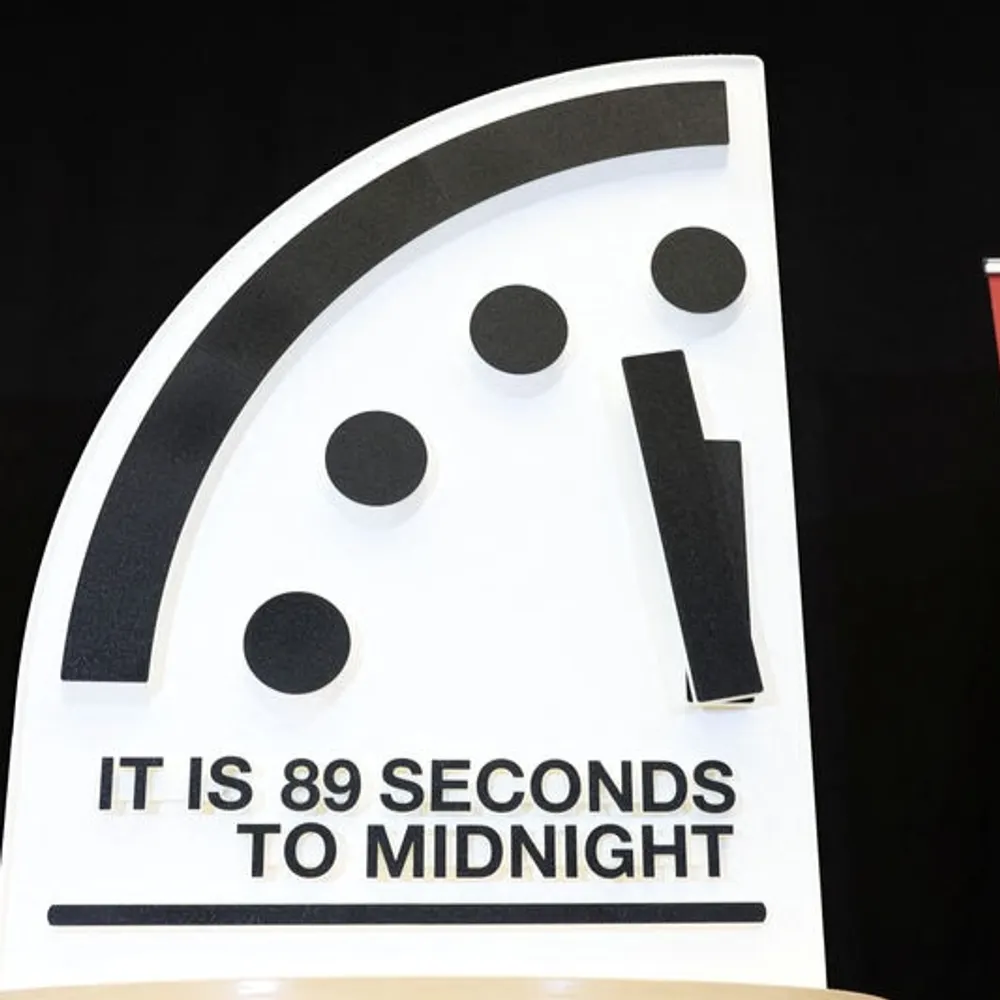 ari-zona.bsky.social's profile picture