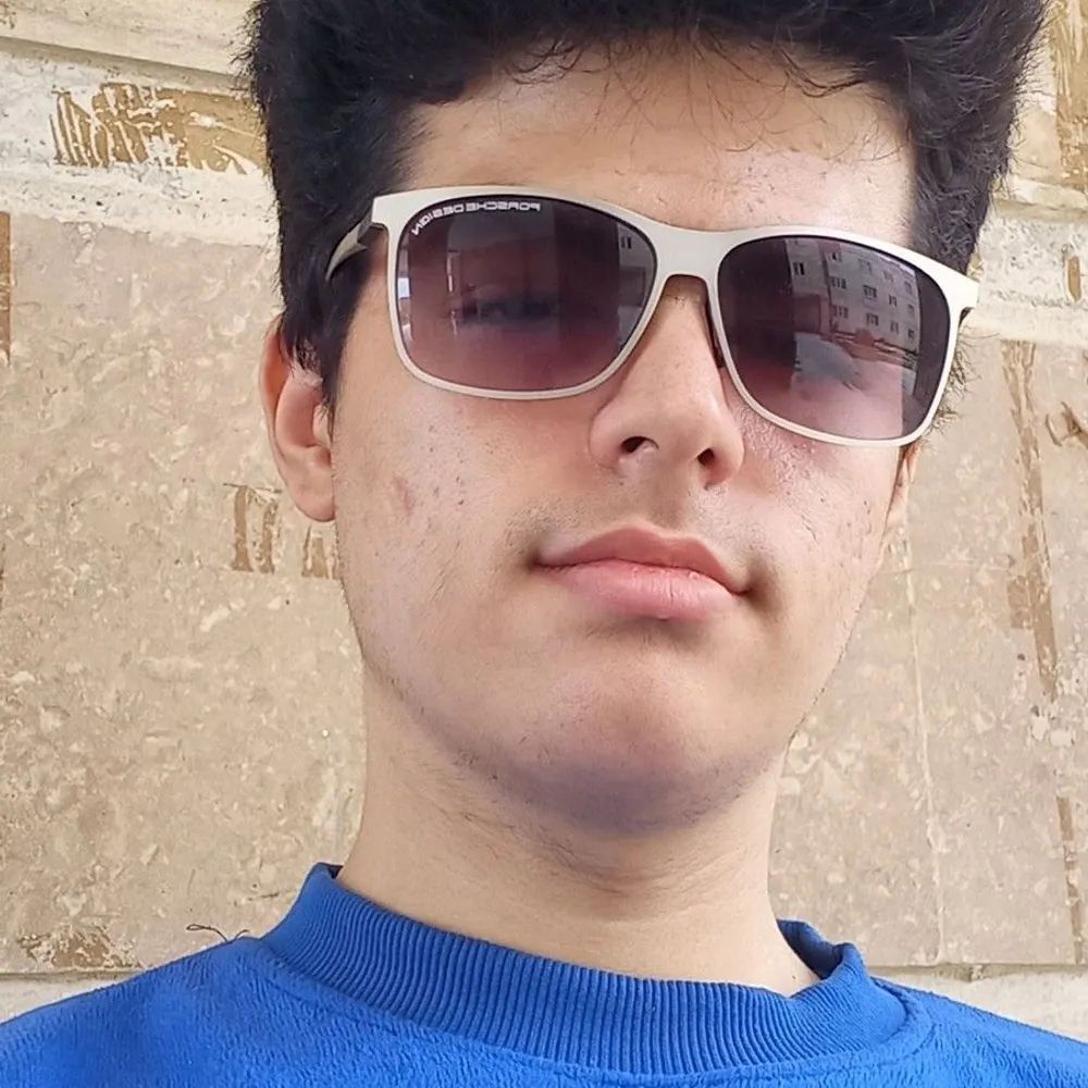 alirezarahm2004.bsky.social's profile picture