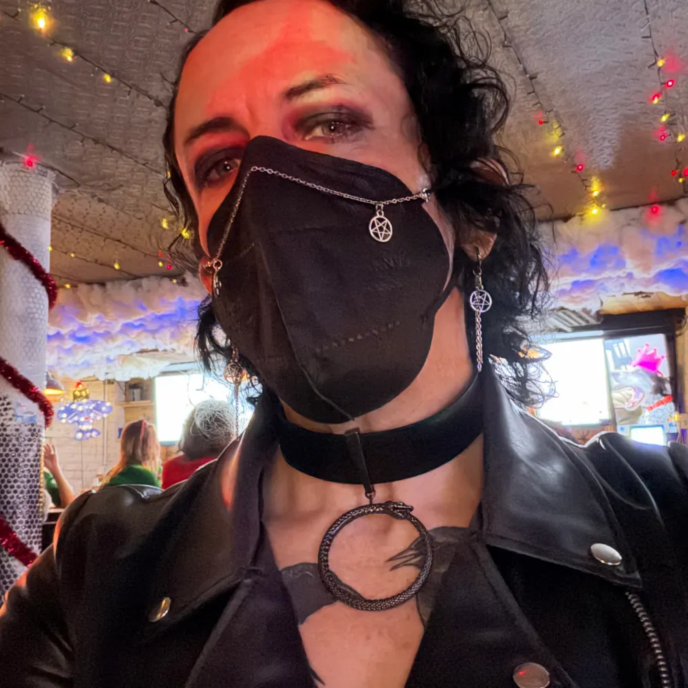 whatfreshhell.bsky.social's profile picture