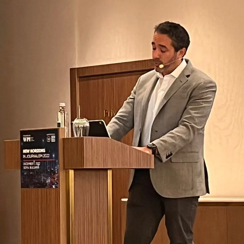 brianbeutler.bsky.social's profile picture