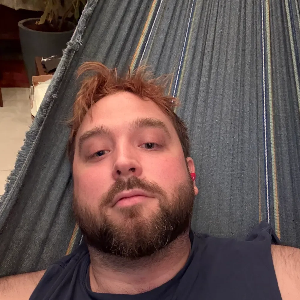 eaos.bsky.social's profile picture