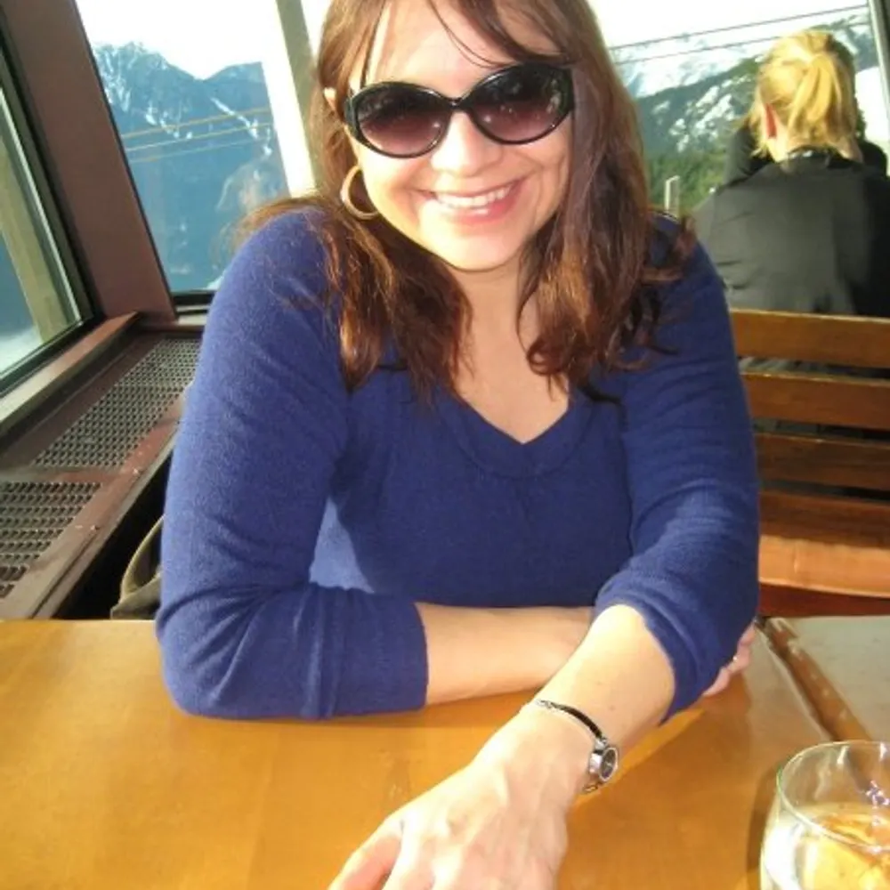 leslieellemaria.bsky.social's profile picture