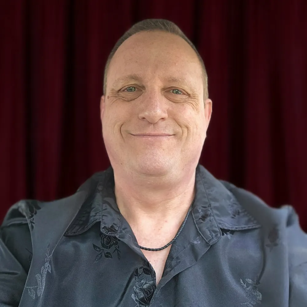 enolaemanon.bsky.social's profile picture