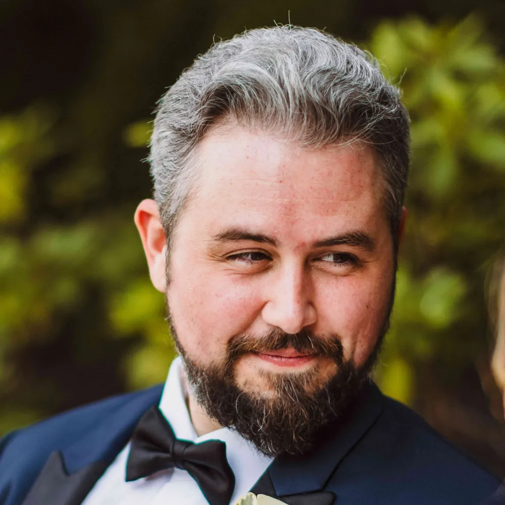 mike10010100.com's profile picture