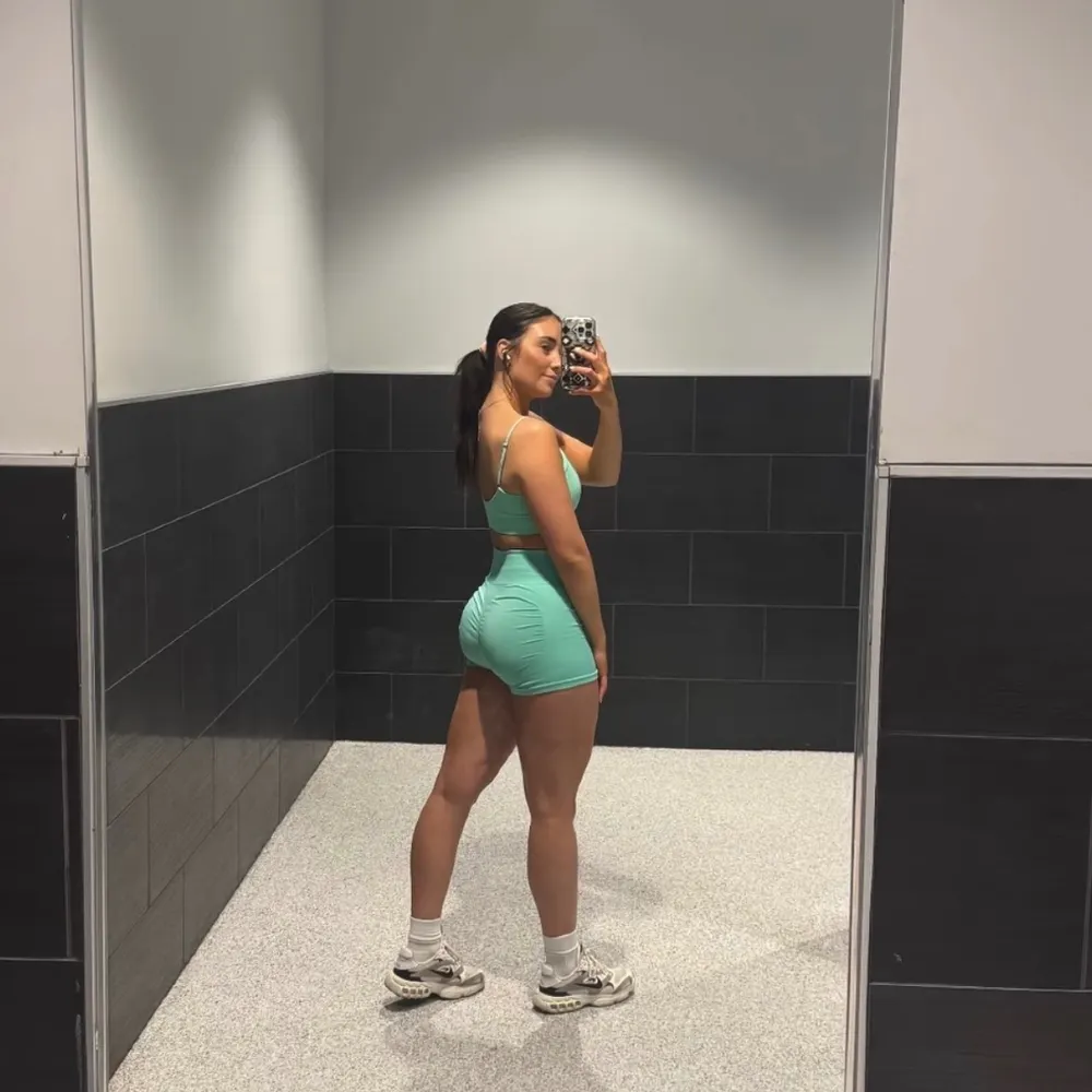 brooklynbabysub.bsky.social's profile picture