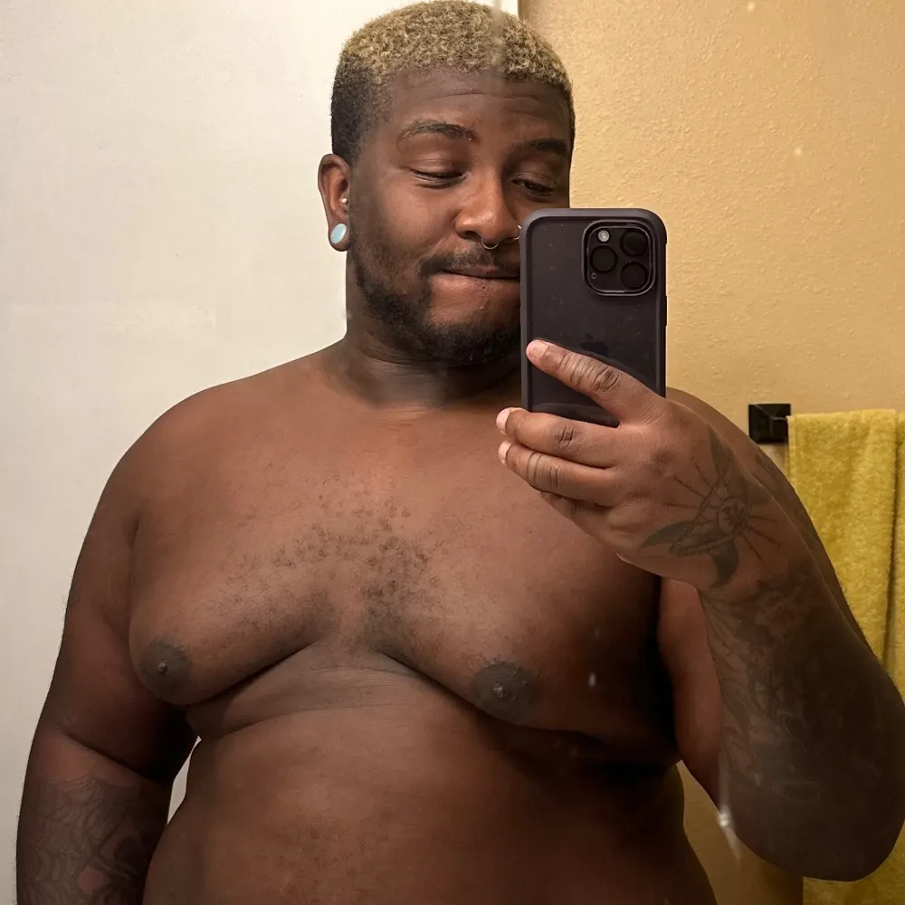 thisg4ymike.bsky.social's profile picture