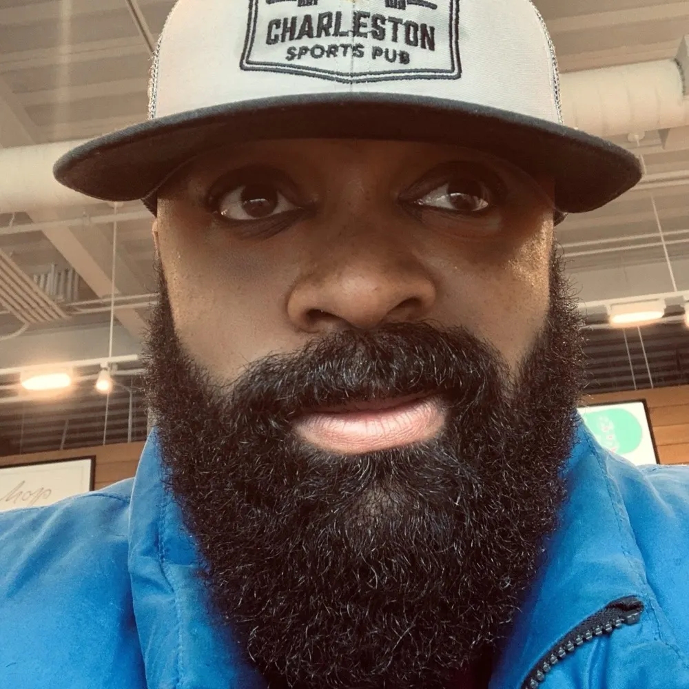 sean.lindo.bz's profile picture