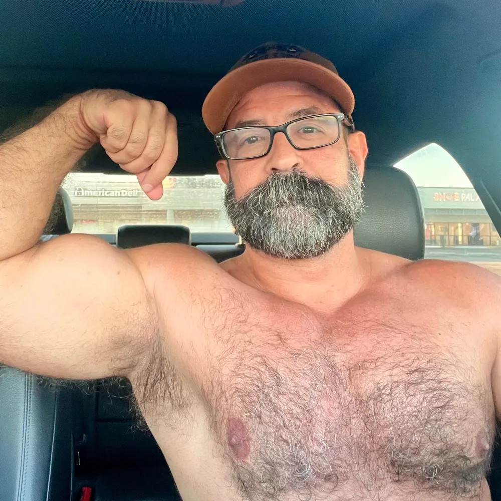 bigbeardedhustle.bsky.social's profile picture