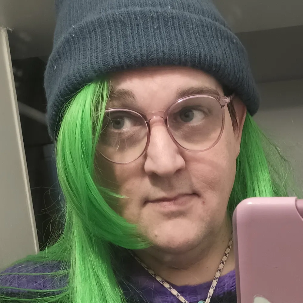 trishcosmicbard.bsky.social's profile picture