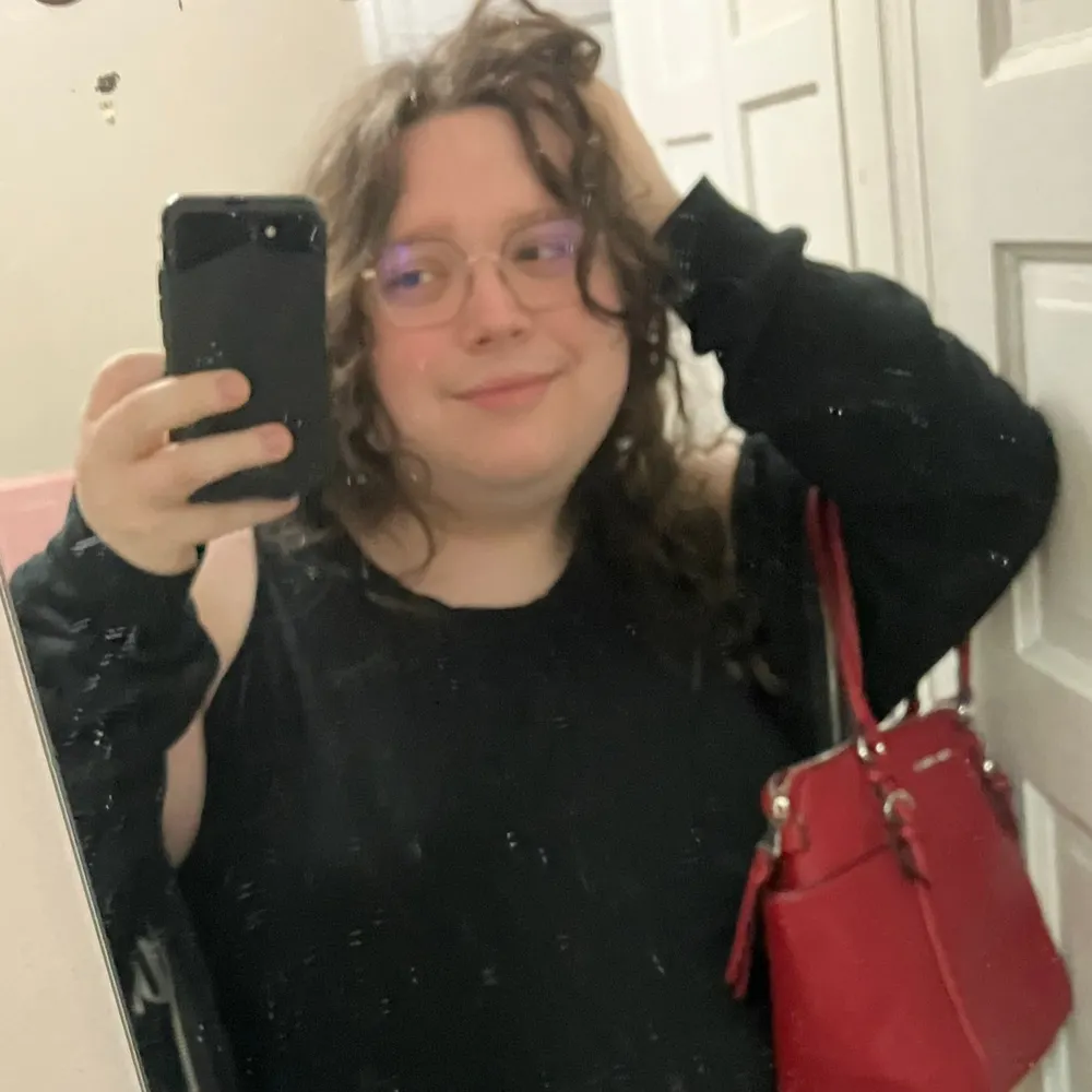 theyfab.bsky.social's profile picture