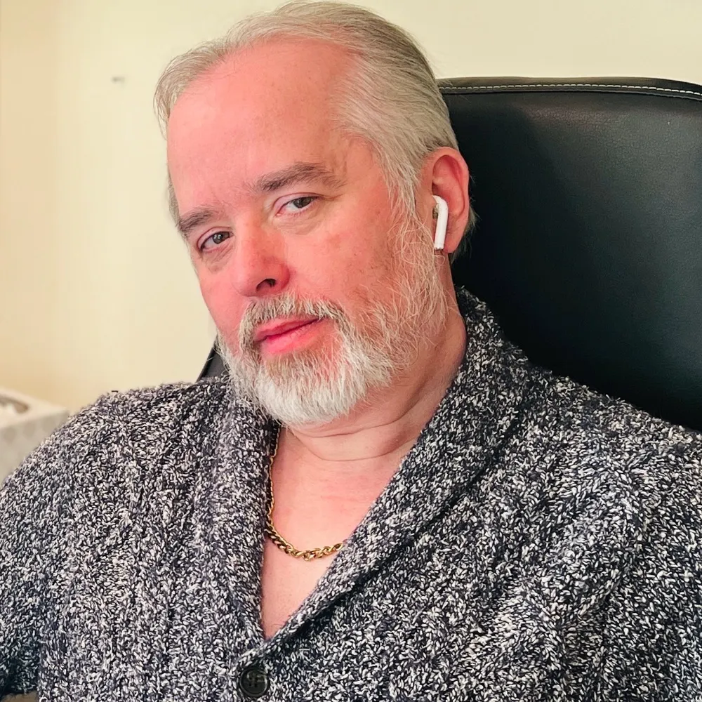 lordravencroft.bsky.social's profile picture