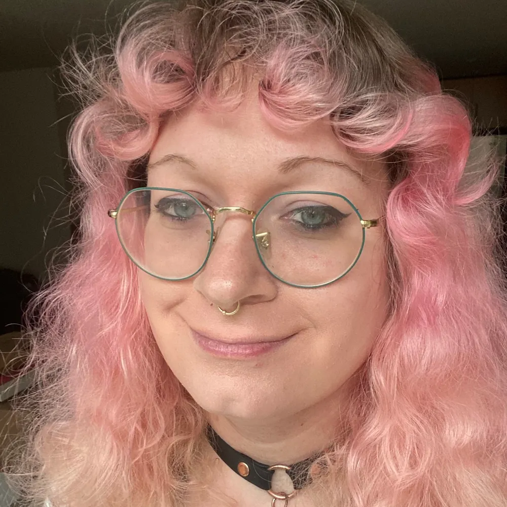 intrusive-th0t.bsky.social's profile picture