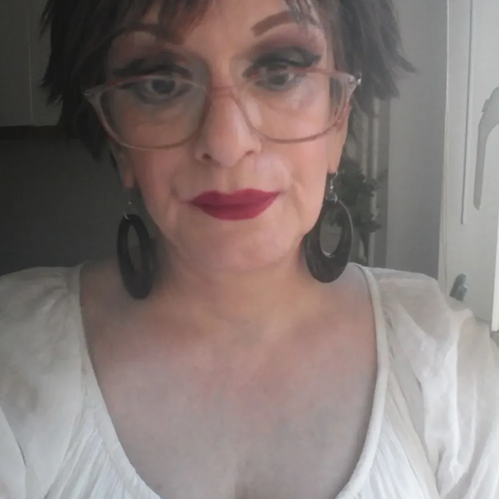 hollybrigstocke.bsky.social's profile picture