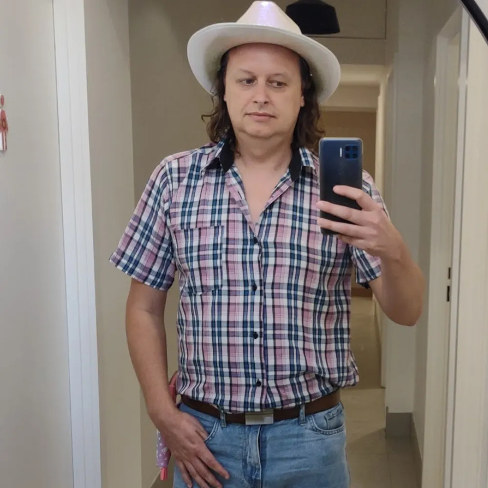 cultofconfidence.bsky.social's profile picture