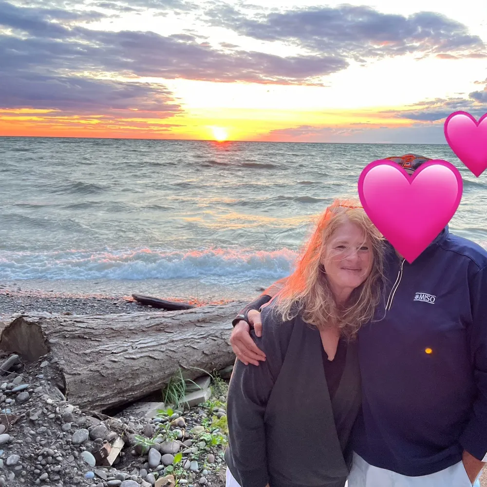 karriefrey.bsky.social's profile picture