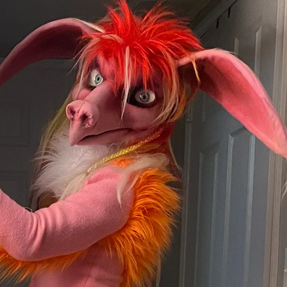 srednieel.bsky.social's profile picture