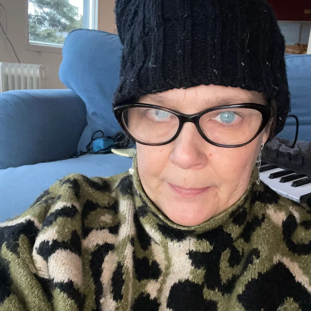 somalore.bsky.social's profile picture