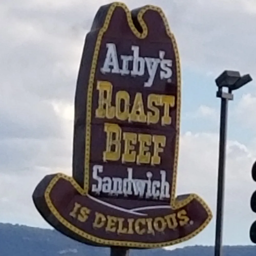 deminimisfringe.bsky.social's profile picture