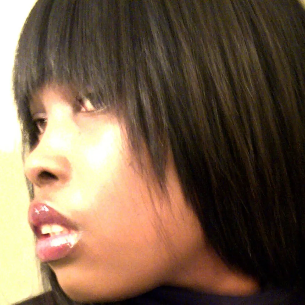 rosesbloom24.bsky.social's profile picture