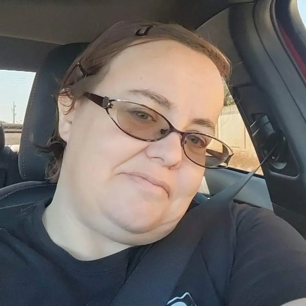 cagurlazwrld.bsky.social's profile picture