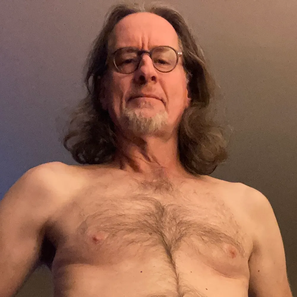 longhairian.bsky.social's profile picture