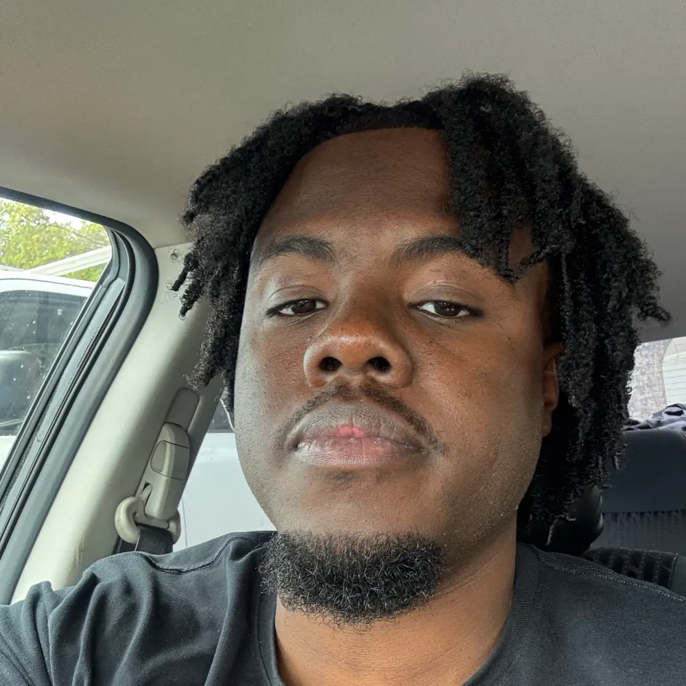 yafavzoe.blacksky.app's profile picture