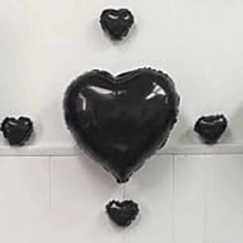 heartshapedballn.bsky.social's profile picture