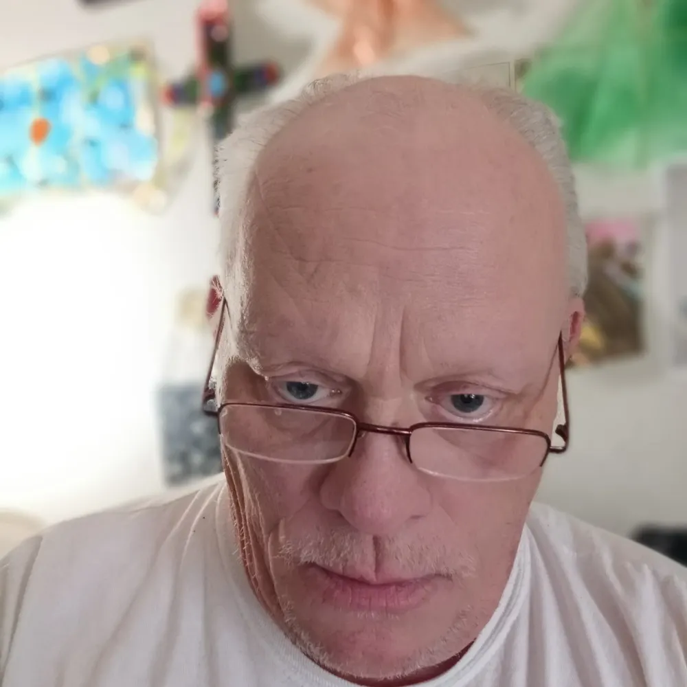 laurianw.bsky.social's profile picture