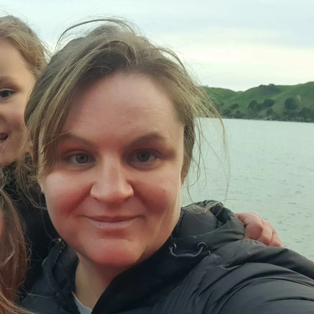 elenem.bsky.social's profile picture