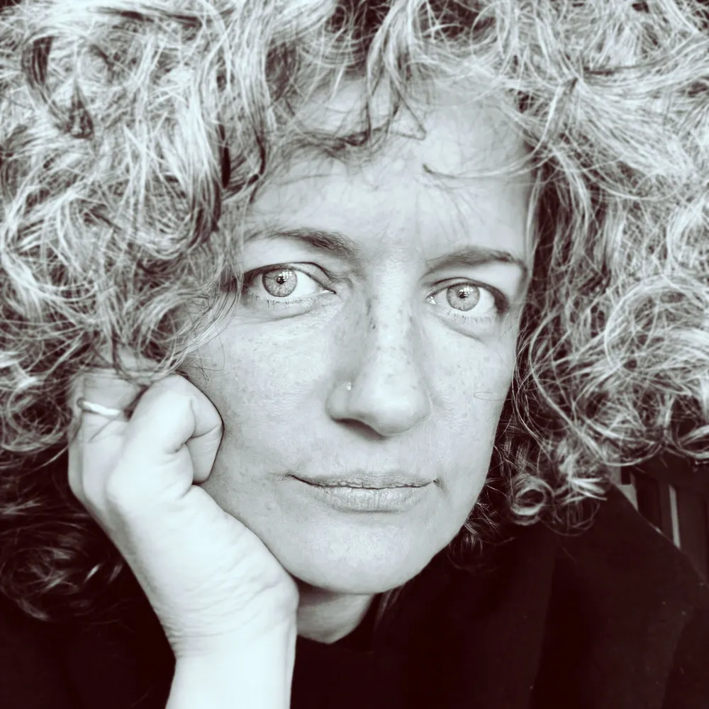 emilyhare.com's profile picture