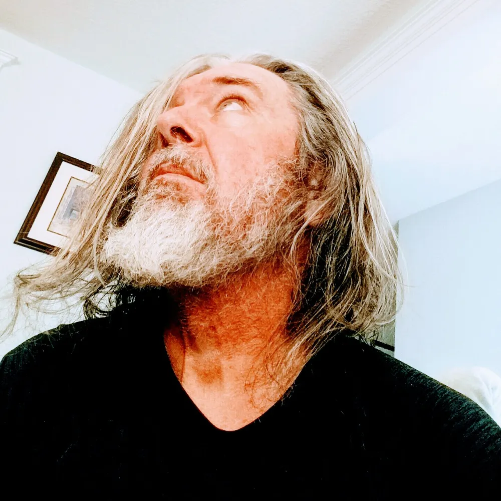 defullshilling.bsky.social's profile picture