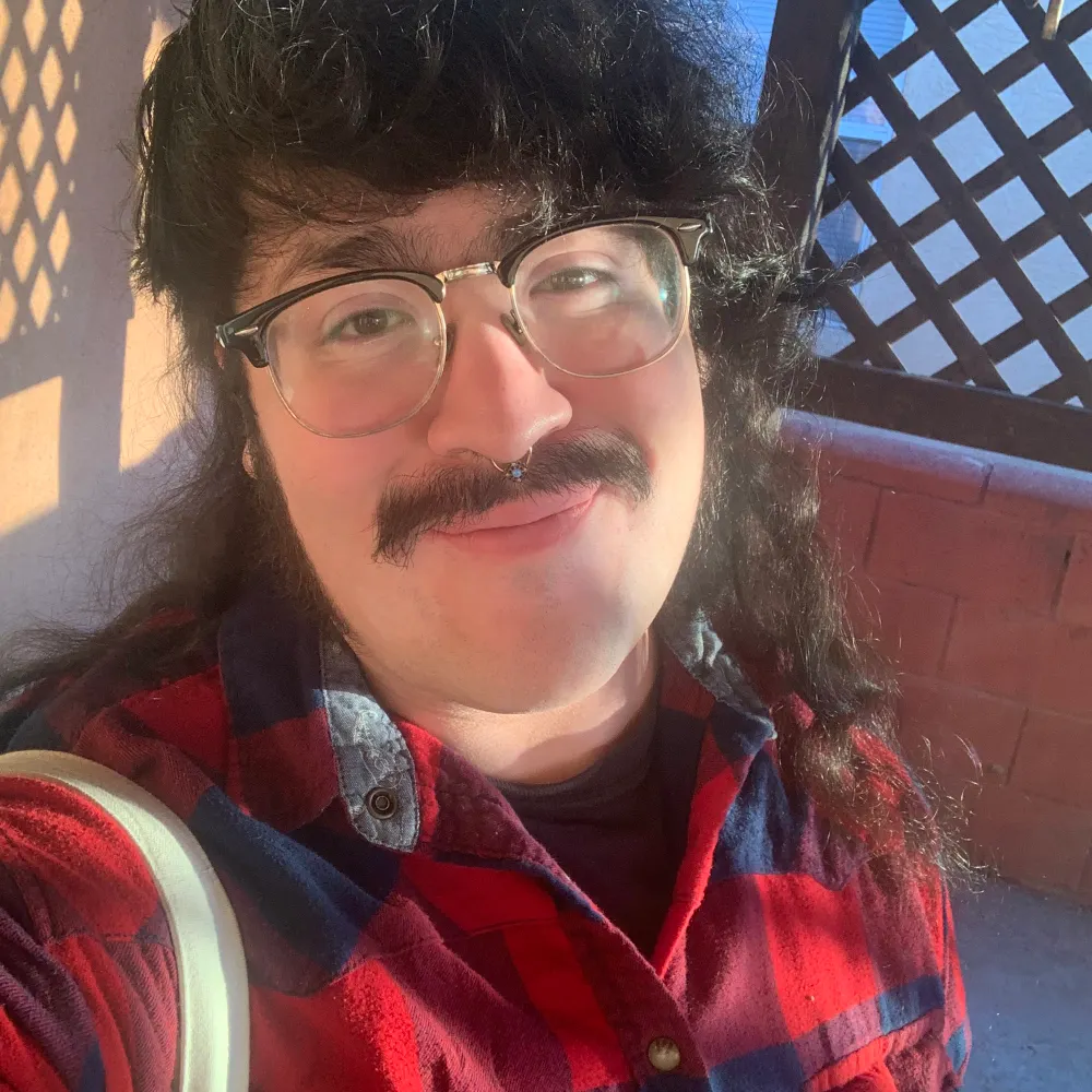 ursamoony.bsky.social's profile picture