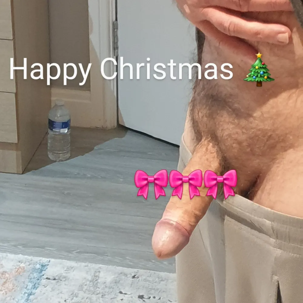 hotguy64.bsky.social's profile picture